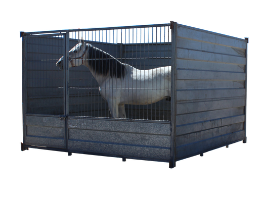 CABALLERIZA DE METAL 